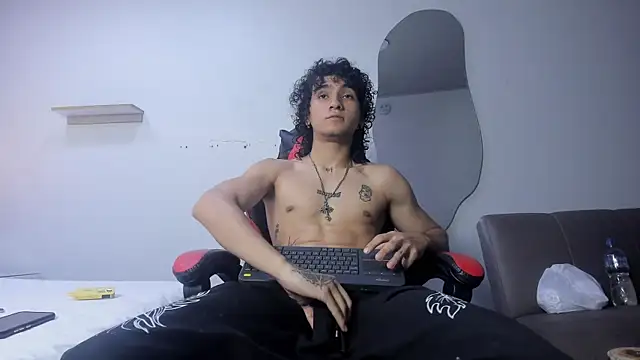 JackesTaylor online show from April 21, 2026, 6:53 am