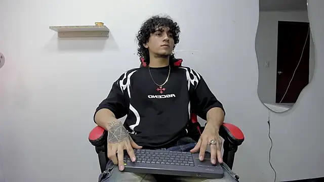 JackesTaylor online show from November 5, 2025, 5:10 am