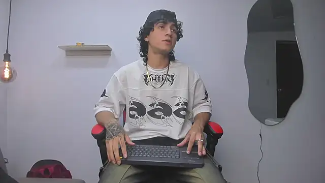 JackesTaylor online show from October 6, 2025, 6:25 am