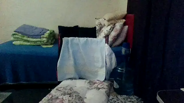 st206boy online show from December 23, 2025, 12:43 am