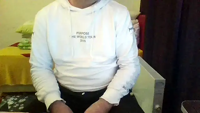 st206boy online show from April 13, 2026, 12:03 am