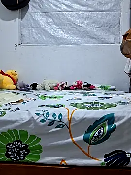 channell0 online show from April 16, 2026, 4:24 am