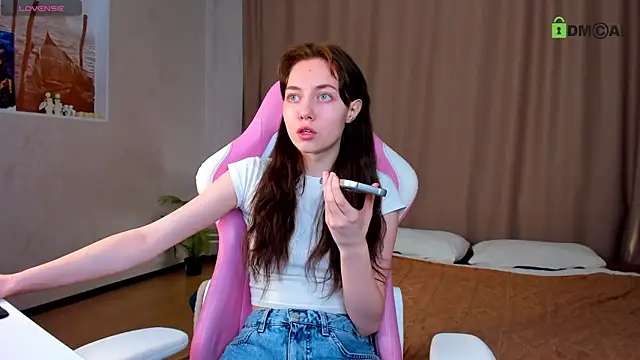 Skelerata online show from October 7, 2025, 1:06 am