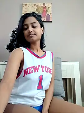 littlemissdevil69 online show from December 20, 2025, 6:49 am