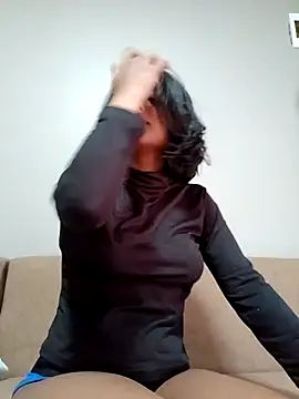 Snapshot of littlemissdevil69 chatting on October 5, 2025, 9:11 am littlemissdevil69 online show from October 5, 2025, 9:11 am