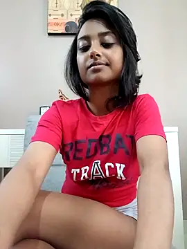 littlemissdevil69 online show from March 26, 2026, 6:44 am