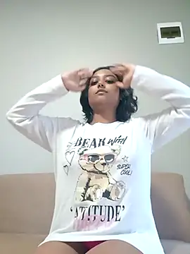 Snapshot of littlemissdevil69 chatting on September 25, 2025, 2:56 pm littlemissdevil69 online show from September 25, 2025, 2:56 pm