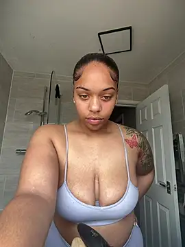 Snapshot of Regina69slut chatting on May 11, 2026, 2:29 pm Regina69slut online show from May 11, 2026, 2:29 pm
