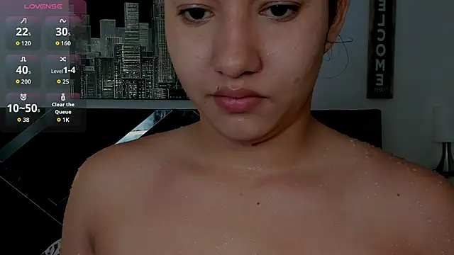 elenacooper1 online show from November 5, 2025, 2:03 am