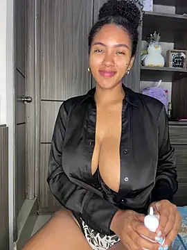 Mia sweet80 online show from October 17, 2025, 12:14 am