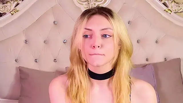 CindyFors online show from September 8, 2025, 8:52 pm