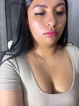 Issa Santana online show from September 21, 2025, 7:19 pm