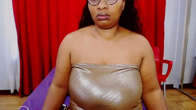 Snapshot of SexyBustyBoobs chatting on November 26, 2025, 12:49 pm SexyBustyBoobs online show from November 26, 2025, 12:49 pm