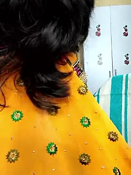 Hotty Sonali online show from April 12, 2026, 2:37 am