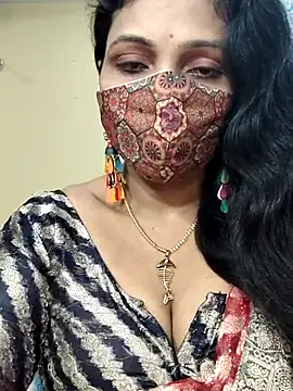 Hotty Sonali online show from October 4, 2025, 1:40 am