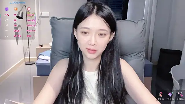 NiNi-baby520 online show from November 21, 2025, 7:40 am