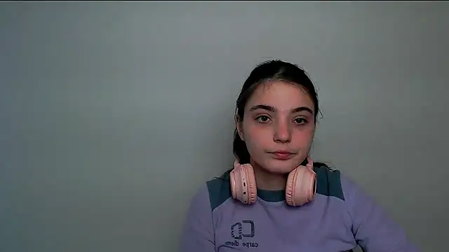 Sun Shine   online show from October 22, 2025, 10:58 am