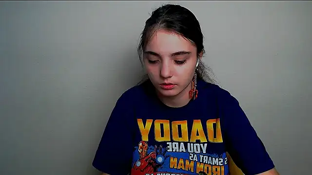 Sun Shine   online show from October 19, 2025, 2:42 pm