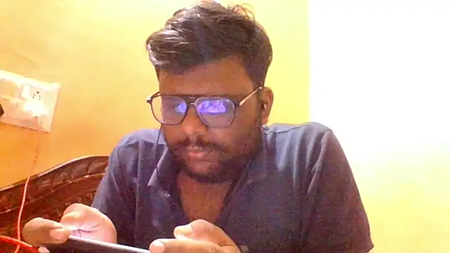 brownbear6 online show from November 4, 2025, 6:44 pm