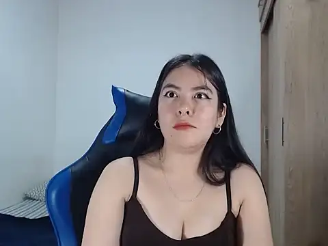 Snapshot of EloiseJun chatting on September 27, 2025, 8:37 pm EloiseJun online show from September 27, 2025, 8:37 pm