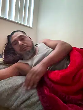 julio p online show from October 5, 2025, 2:19 pm