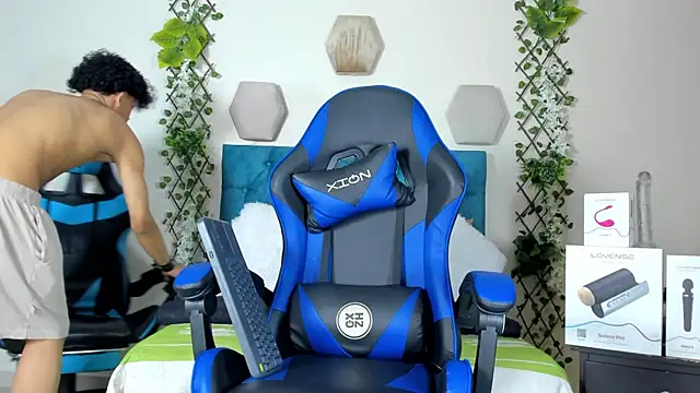  taylor black online show from November 4, 2025, 9:07 pm