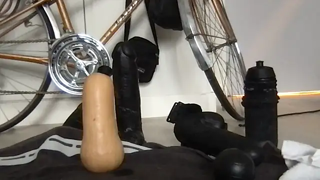 Zaak91190 online show from October 17, 2025, 11:56 am