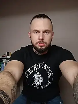 Barber33zk online show from December 2, 2025, 5:03 pm