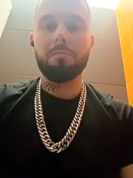 Barber33zk online show from September 30, 2025, 7:20 pm