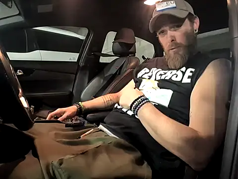 thejuicybacon online show from October 2, 2025, 6:50 am