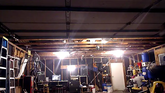 thejuicybacon online show from October 14, 2025, 10:05 am