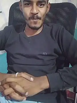 Najmulhaqe66 online show from November 25, 2025, 10:37 am