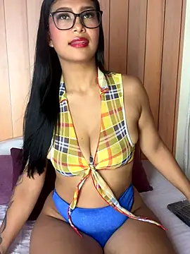 daphnevans online show from October 2, 2025, 4:16 am