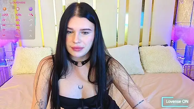 Neyla Charm online show from December 5, 2025, 7:18 am