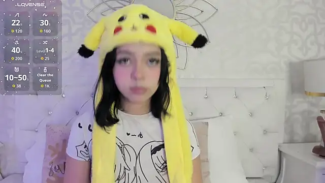 Cassie66  online show from November 28, 2025, 3:07 am