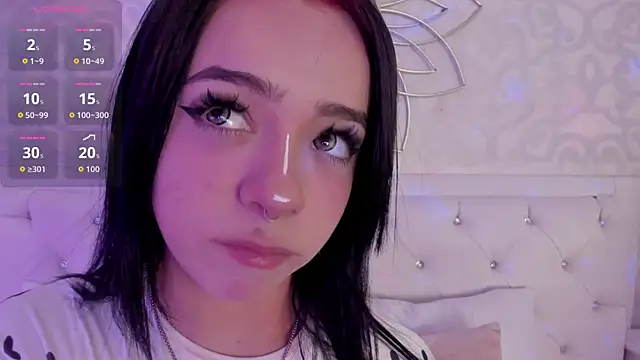 Cassie66  online show from October 10, 2025, 4:02 am