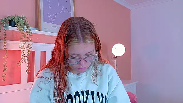 BelaMiller  online show from September 24, 2025, 11:39 am