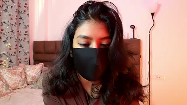 Gulaboo100 online show from December 18, 2025, 6:40 am