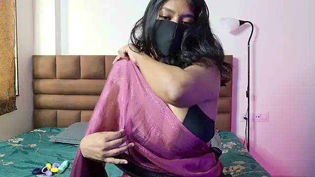 Gulaboo100 online show from October 2, 2025, 5:44 am