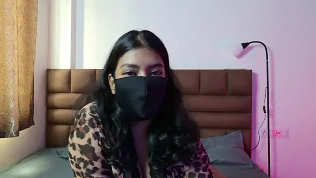 Gulaboo100 online show from September 25, 2025, 6:19 am