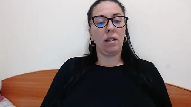 Snapshot of jollene chatting on May 30, 2026, 12:00 pm jollene online show from May 30, 2026, 12:00 pm