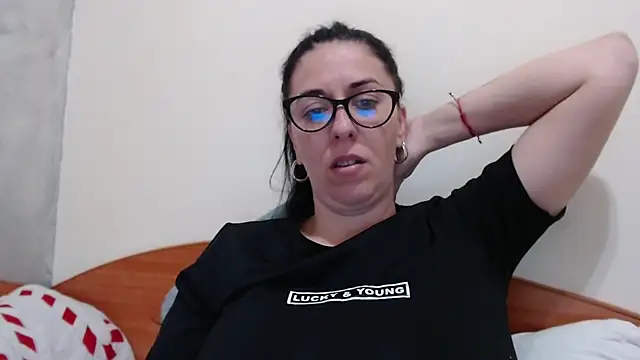 jollene online show from April 16, 2026, 2:51 pm