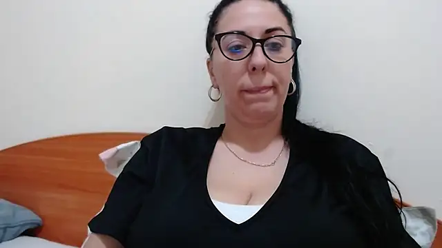 Snapshot of jollene chatting on May 19, 2026, 1:18 pm jollene online show from May 19, 2026, 1:18 pm