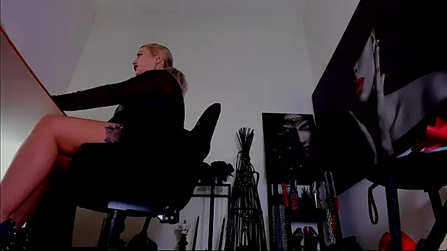 demisweet online show from February 26, 2026, 7:41 am