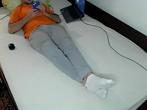 bul boy online show from April 18, 2026, 6:32 pm