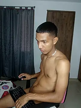 miguelmarcus online show from September 14, 2025, 3:23 pm