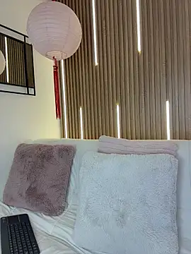 MylaDreams online show from February 24, 2026, 3:40 am