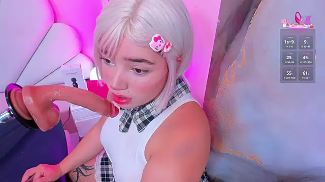 hinata dolly online show from November 7, 2025, 11:04 am