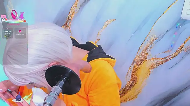 hinata dolly online show from December 21, 2025, 8:38 am