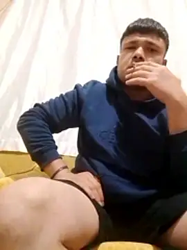 nihattttttttttttttt online show from December 22, 2025, 3:45 pm